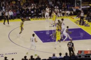 扎实的！杨瀚森掩护助队友稳稳上篮命中！