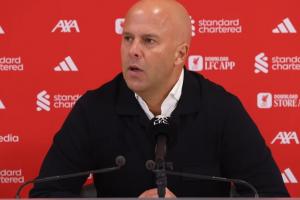 斯洛特：轮换没问题！一线队仅15人可用，全主力对水晶宫也没胜算